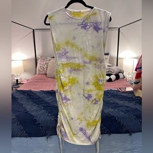 Storia T-shirt Dress